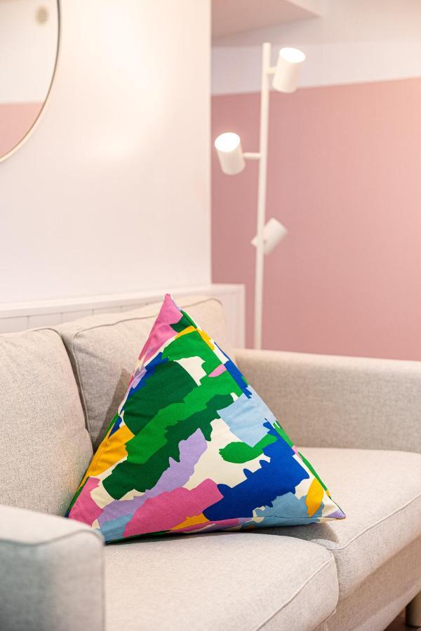 La Vie En Rose - Appartement Cosy - Centre Ville Auch Luaran gambar